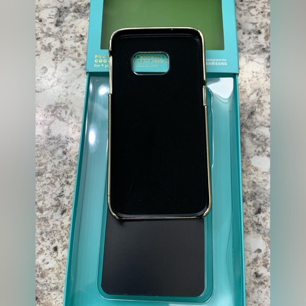 Kate Spade Protective Hardshell Phone Case‎ for Samsung Galaxy S10 Used - Picture 2 of 10